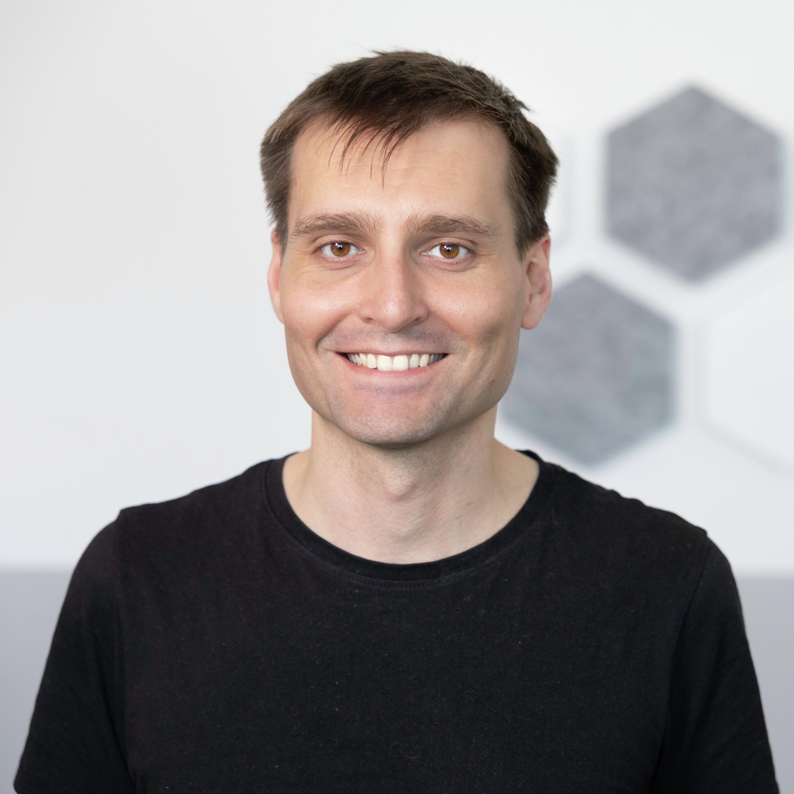 Dr. Benjamin Kühn (AI Researcher)